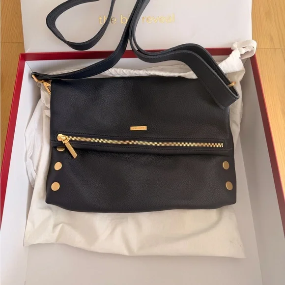 Hammitt VIP Lrg in Navy/Gold - Picture 4 of 8